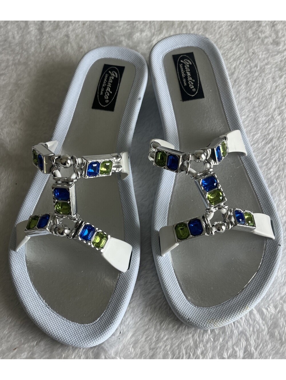 Grandco Sandals White Jeweled Beaded T-Strap Slide Flip Flops Women Size 9